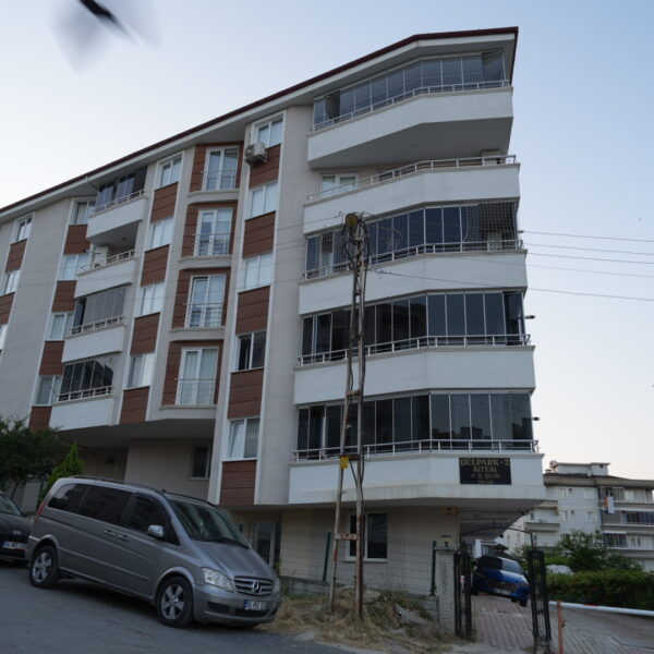 DSC05527 600x600